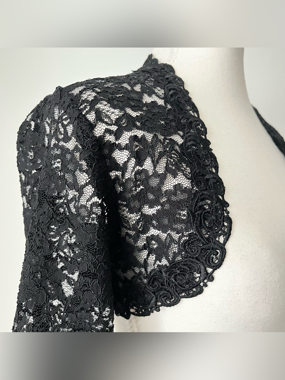 Women's Black Lace Shrug Bolero Size S Embroidered Whimsigoth Dark Romantic